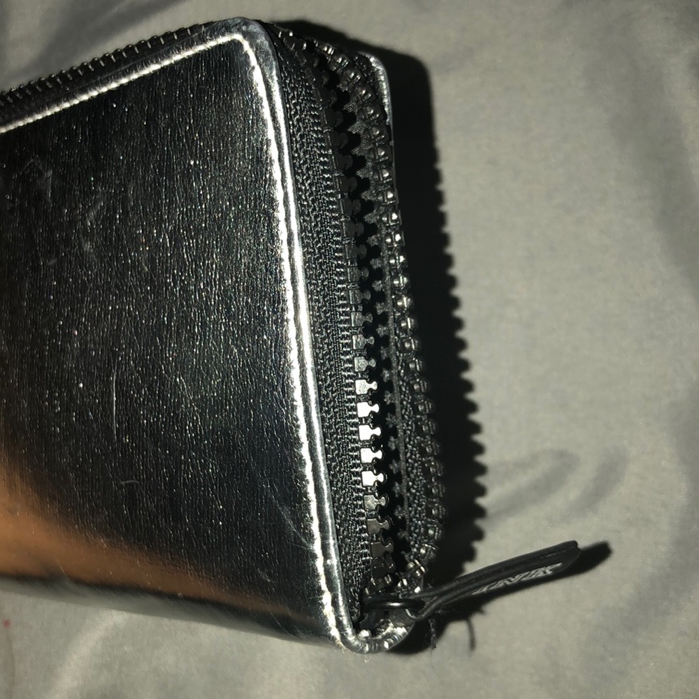 Pink®️ Wallet - Picture 3 of 3